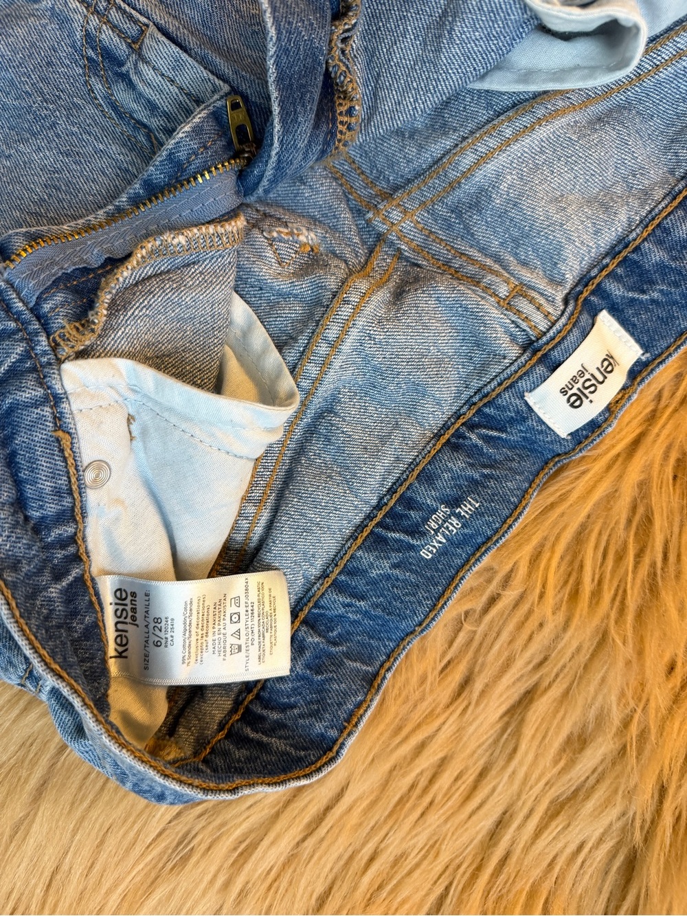 Kensie Light Blue Skinny Jeans with Contrast Stitching
